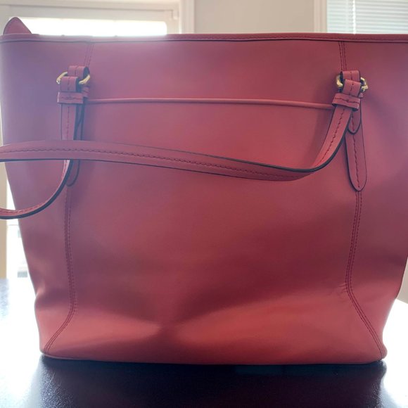 Coach Purse - Picture 3 of 3